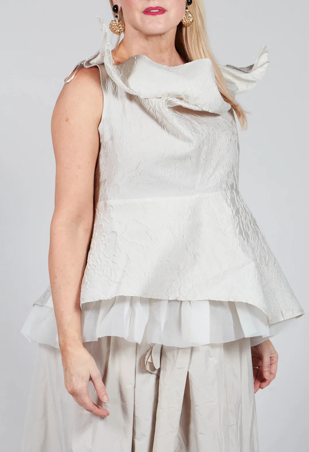 Bize Tops^Lace Cowl Neckline Top in Grey