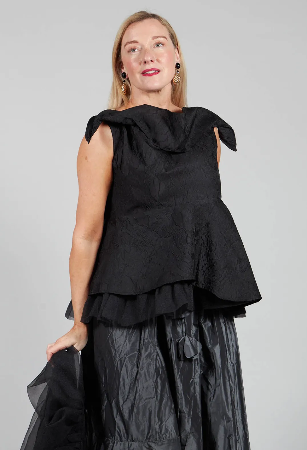 Bize Tops^Lace Cowl Neckline Top in Black