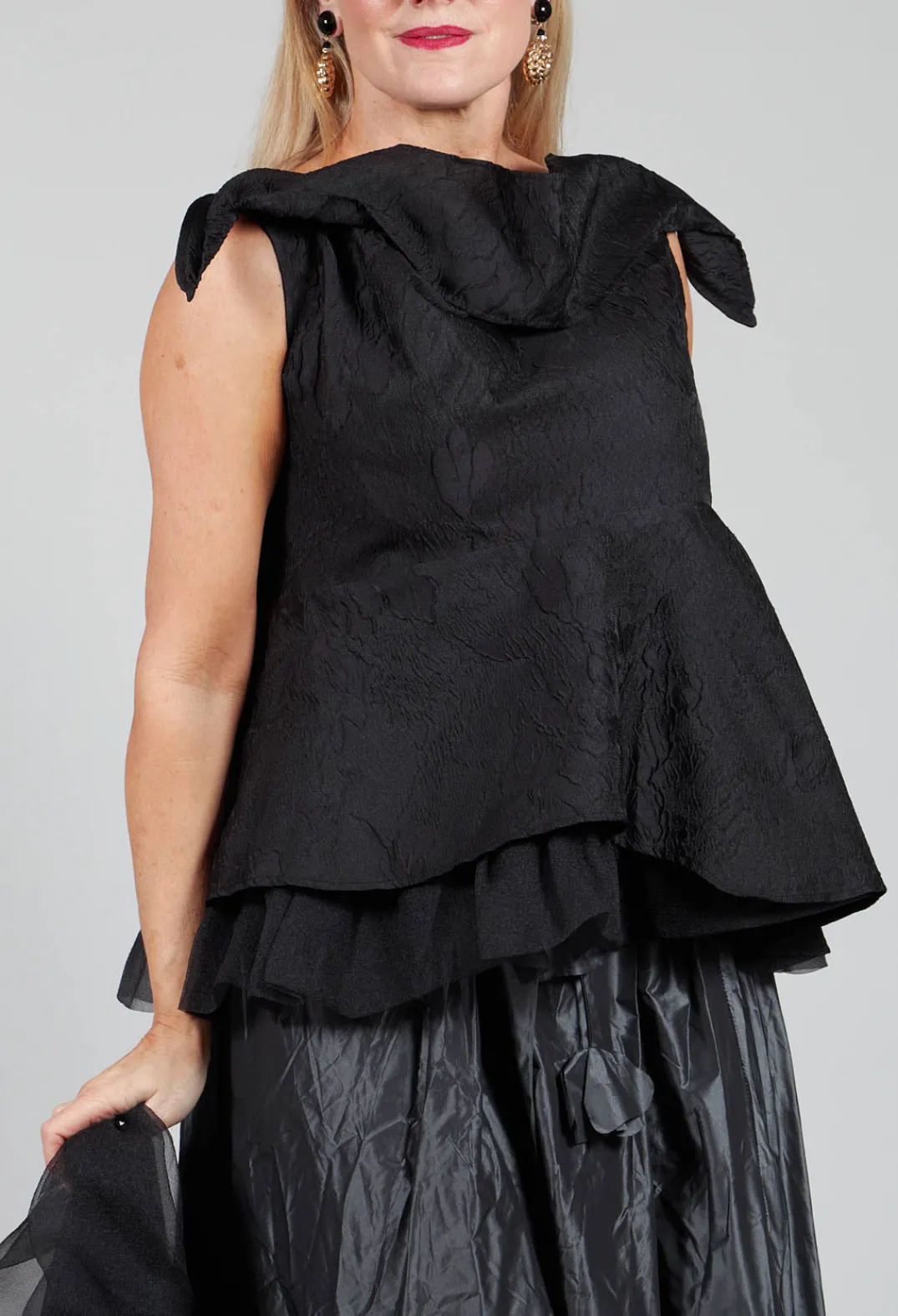 Bize Tops^Lace Cowl Neckline Top in Black