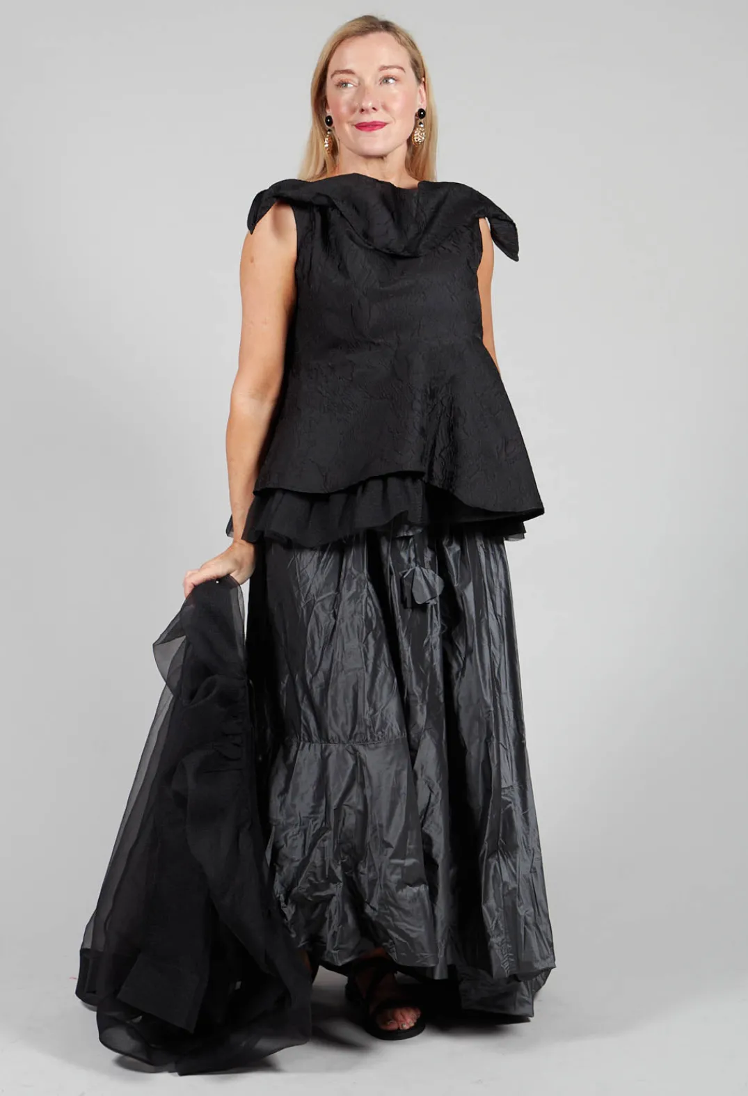 Bize Tops^Lace Cowl Neckline Top in Black