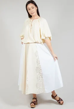 Sfizio Skirts^Lace Skirt in Vanilla Ice