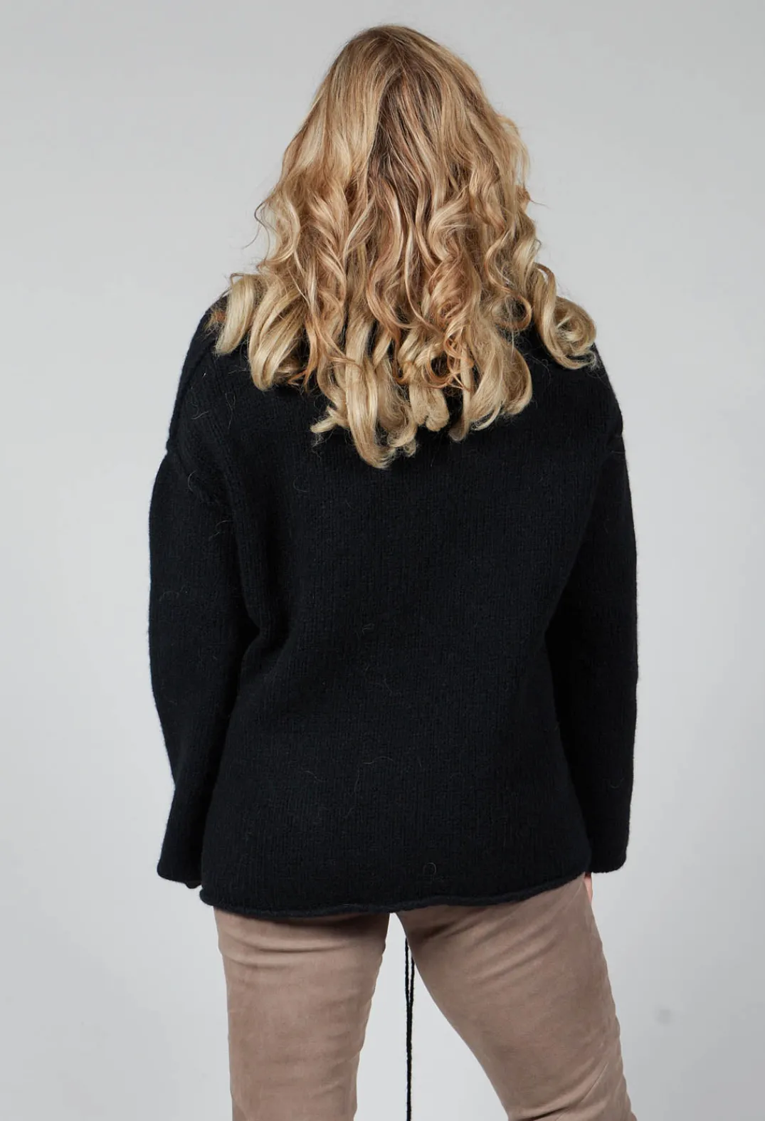 Isabel Benenato Tops^Ladder Feature Jumper in Black