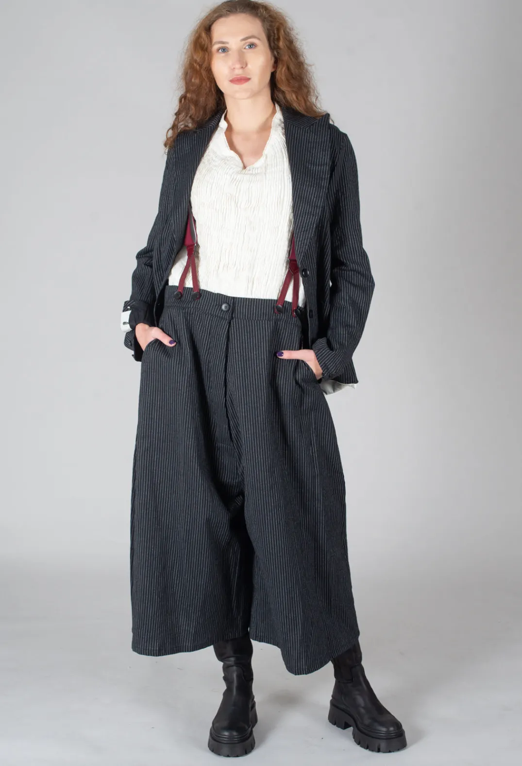 Marc Point Jackets^Lapel Blazer in Black Pinstripe
