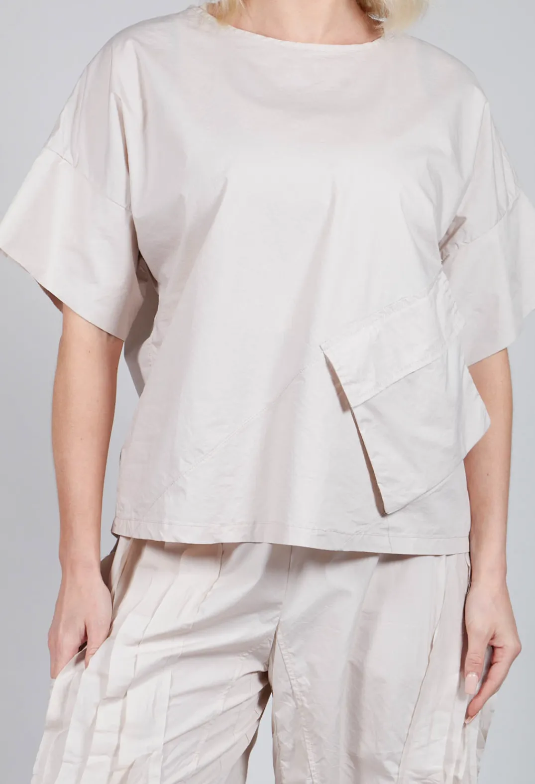 Tadashi Tops^Large Pocket Shirt in Beige