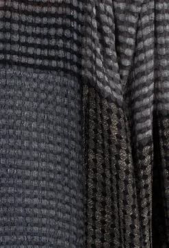 Traits Paris Scarves^Laure Scarf in Grey Beige