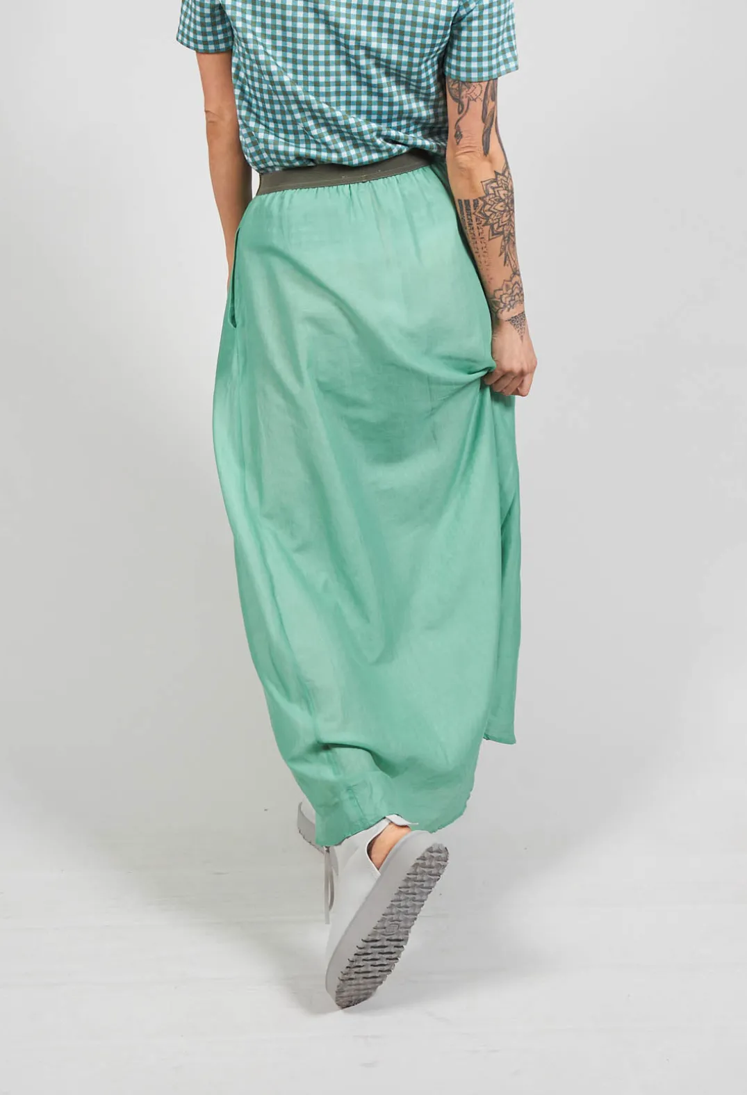 Niù Skirts^Layered Maxi Skirt with Contrast Waistband in Emerald