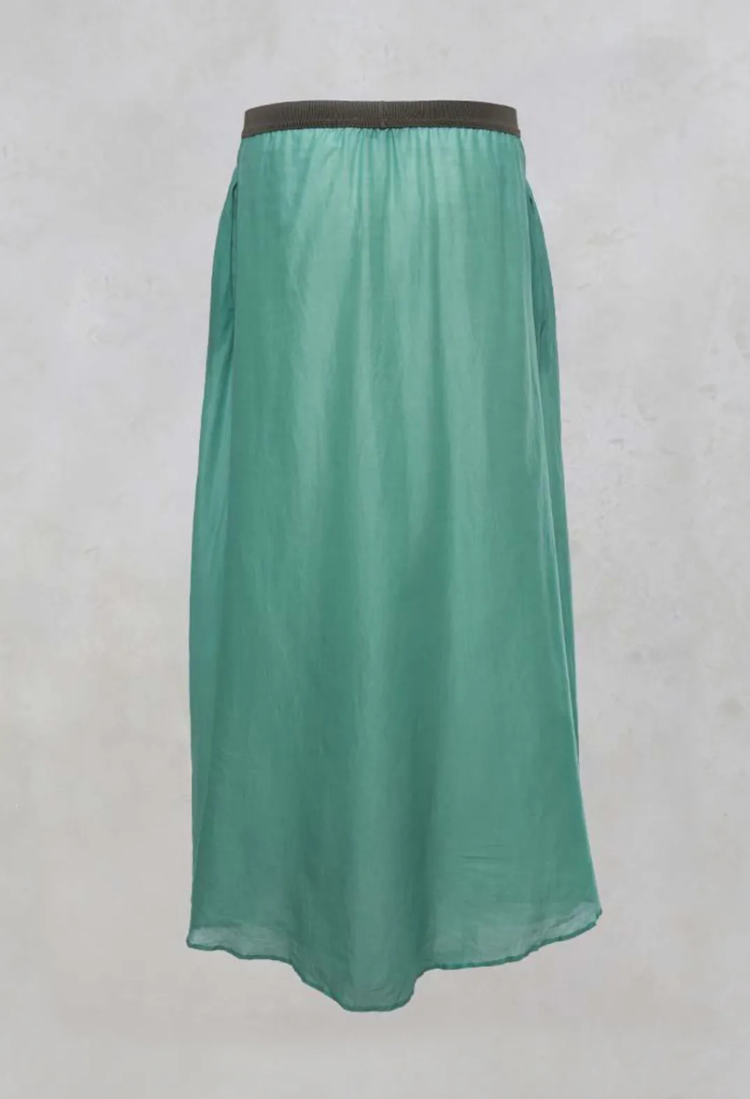 Niù Skirts^Layered Maxi Skirt with Contrast Waistband in Emerald