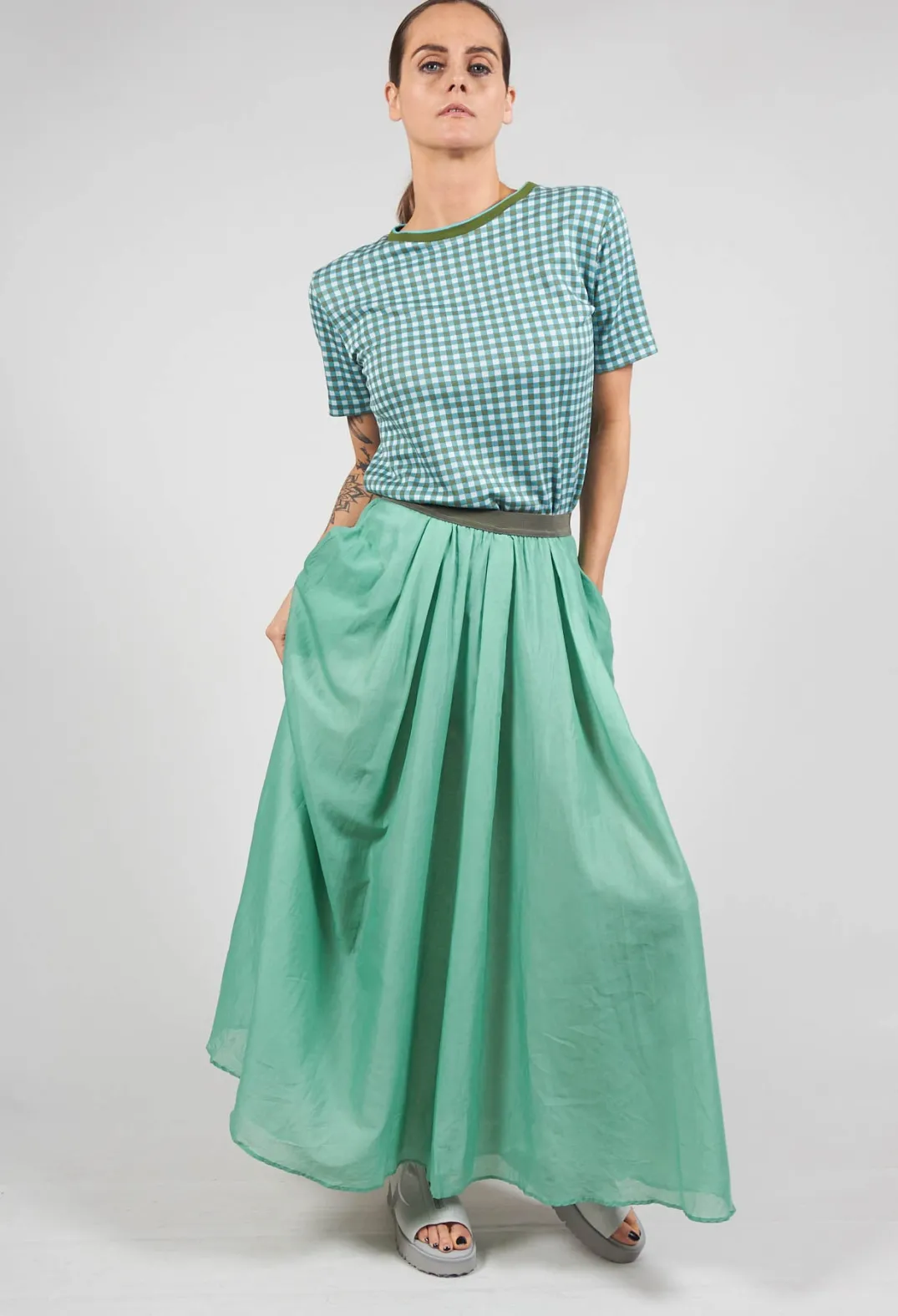 Niù Skirts^Layered Maxi Skirt with Contrast Waistband in Emerald