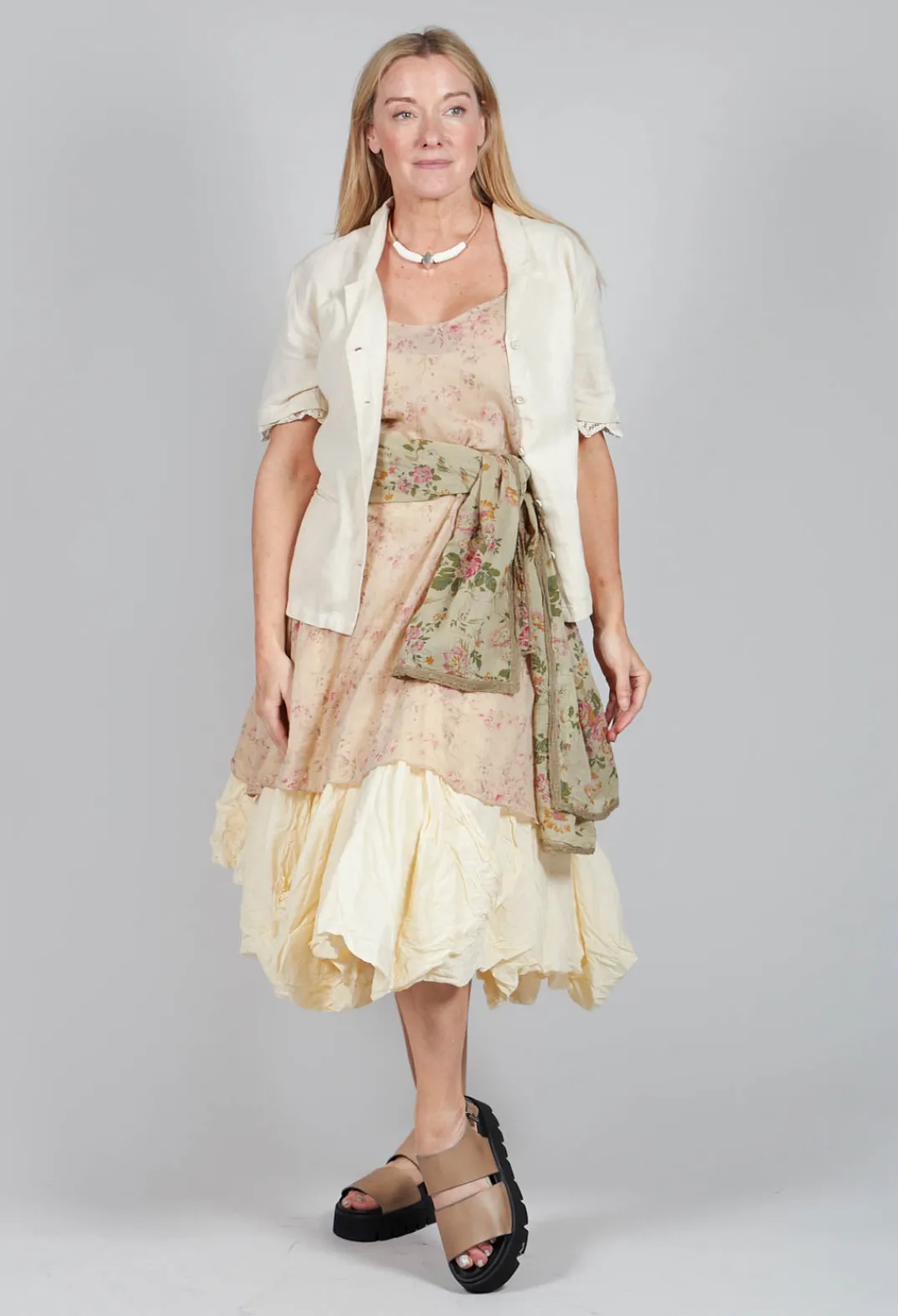 Les Ours Tops^Lea Top in Liberty Beige Print