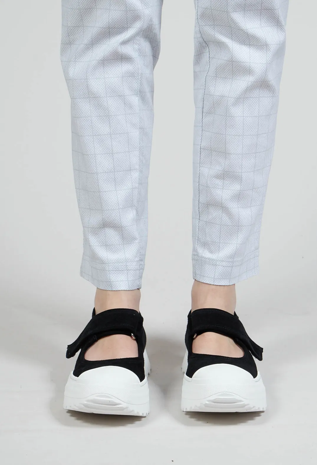 Rundholz Black Label Trainers^Leather Velcro Strap Pumps in Black