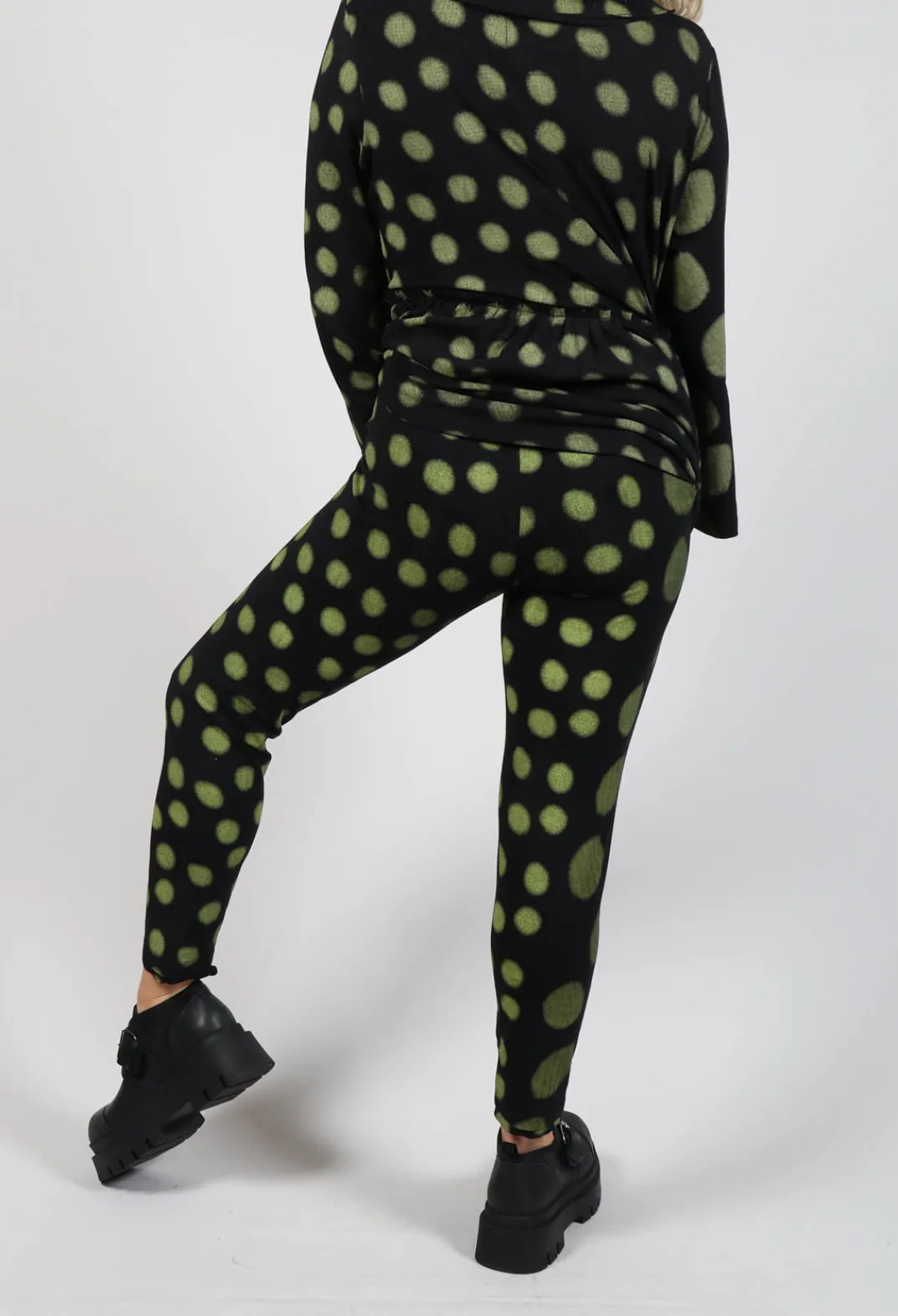 Bread and Butter Leggings^Leggings in Yellow Pois