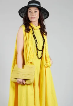 Privatsachen Dresses^Leinaiv Dress in Indien