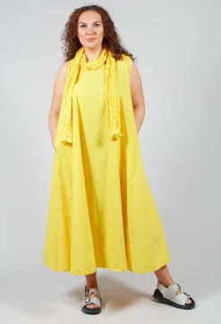 Privatsachen Dresses^Leinaiv Dress in Indien