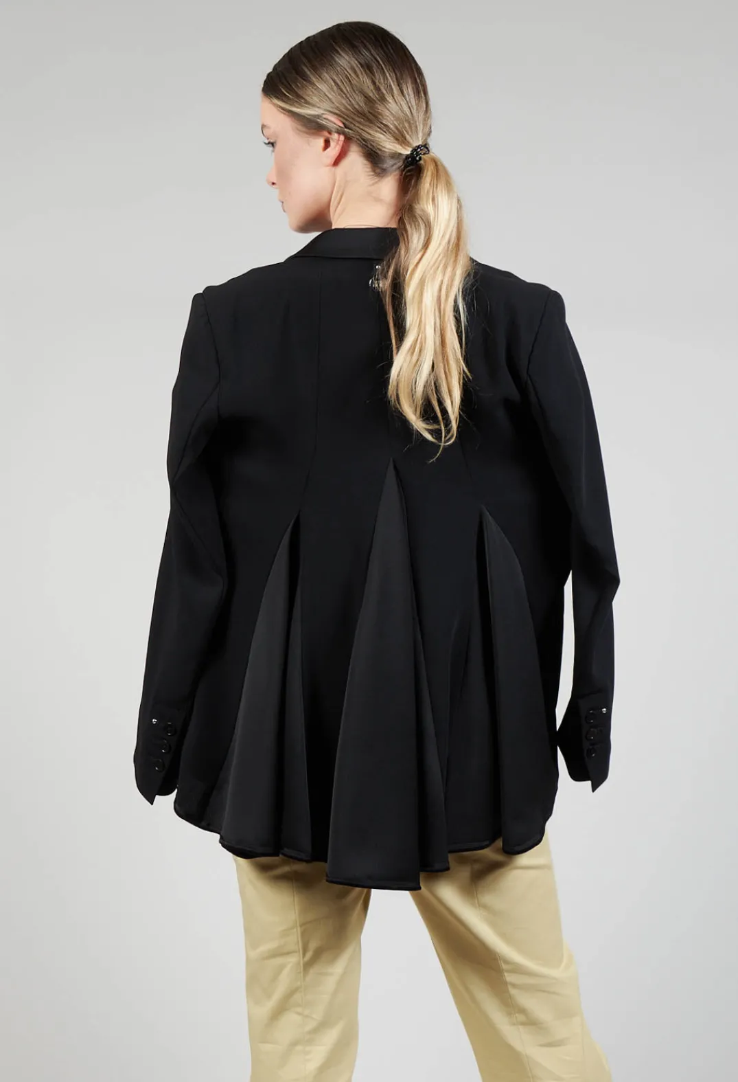 High Jackets^Liaison Jacket in Black