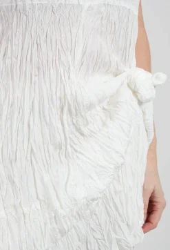Privatsachen Dresses^Licht-Crash Dress in Schnee