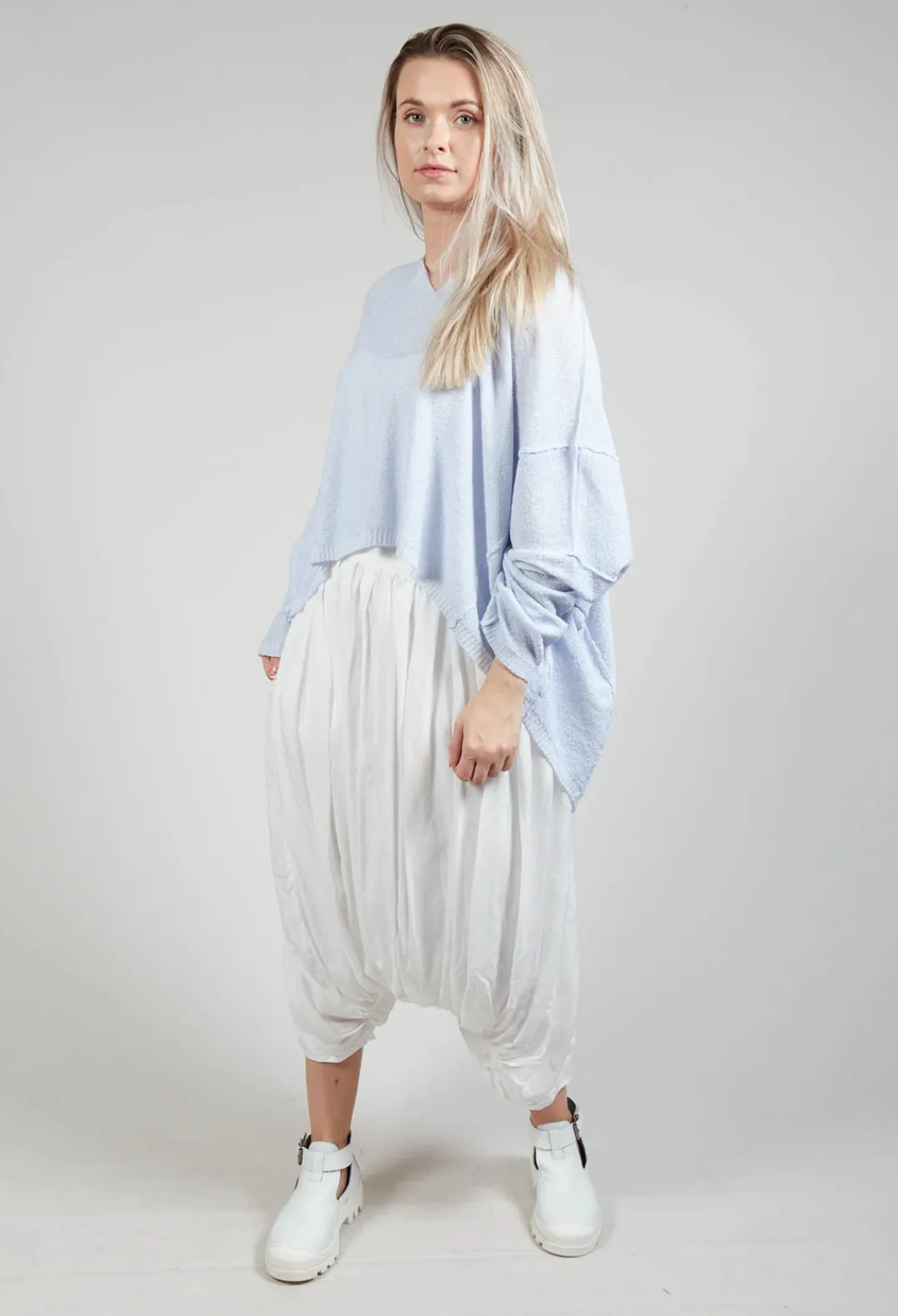 Rundholz Mainline Jumpers^Lightwear Jumper in Enzian 10% Cloud