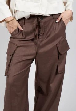 Mei Meij Trousers^Lightweight Cargo Trousers in Toffee