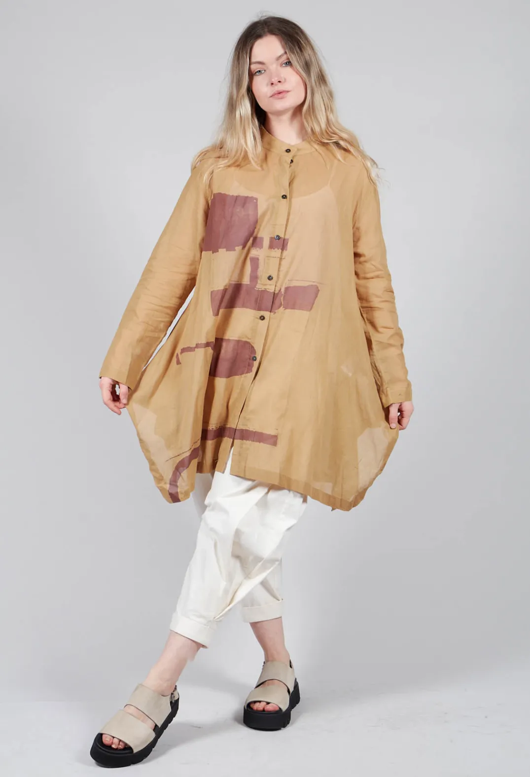 Moyuru Shirts & Blouses^Lightweight Longline Shirt in Brown Print