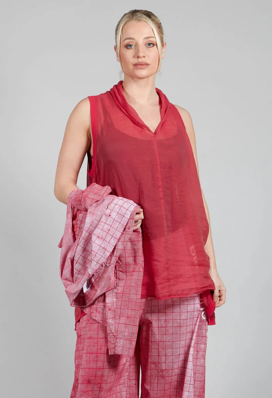 Rundholz Black Label Tops^Lightweight Vest Top in Chili