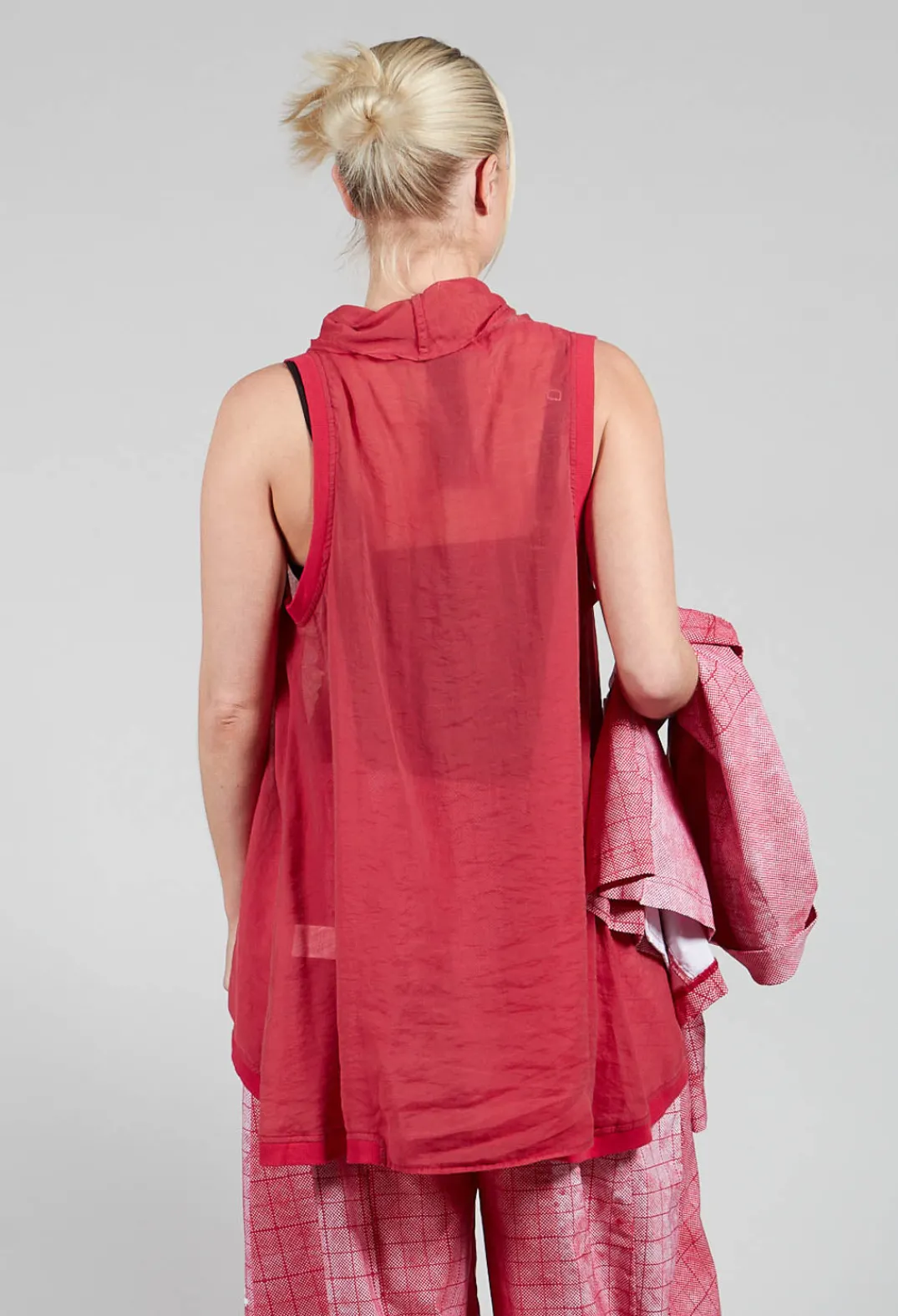 Rundholz Black Label Tops^Lightweight Vest Top in Chili