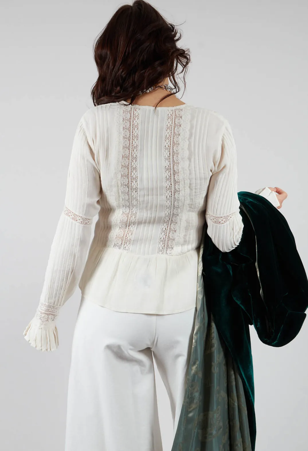 T.ba Tops^Lizzie Blouse in Beige