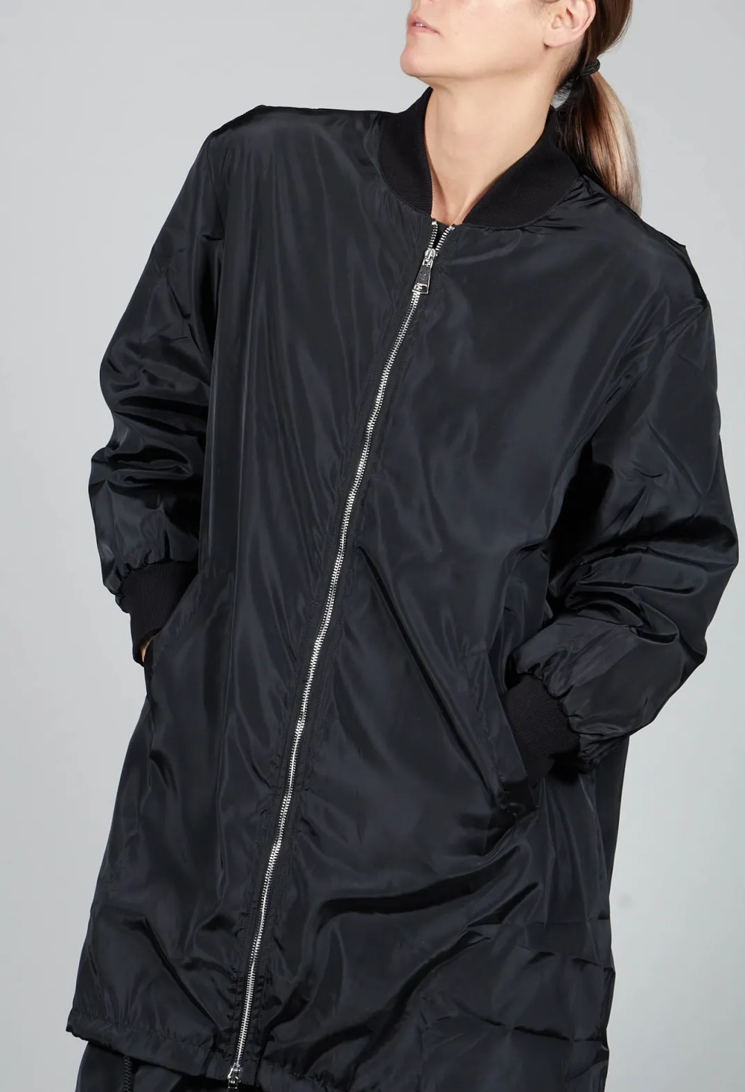 Amici Jackets^Long Bomber Jacket in Black