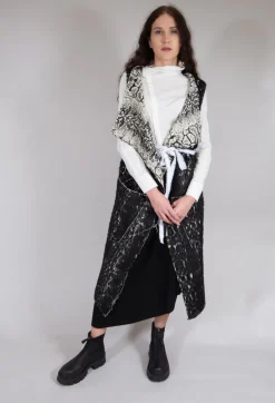 a_me Jackets^Long Gillet in Black Print