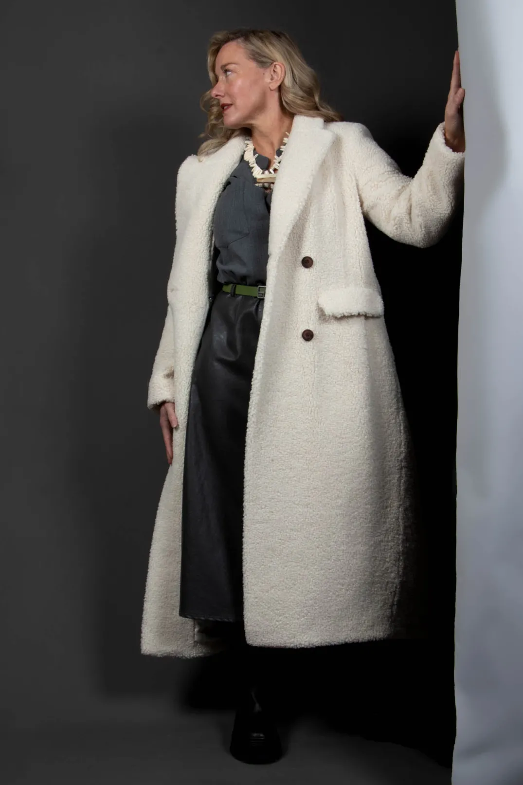 Beatrice B Coats^Long Sleeve Teddy Coat in Cream