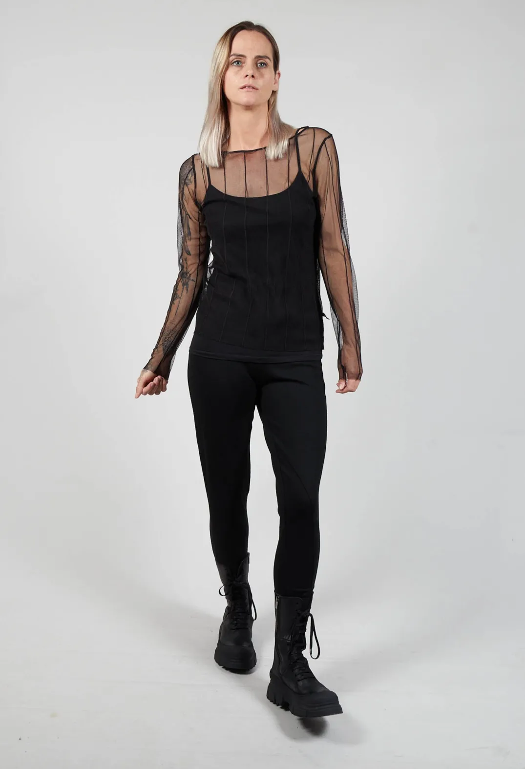 Xenia Design Shirts & Blouses^Long Sleeved Olif Net Top with Round Neck in Black