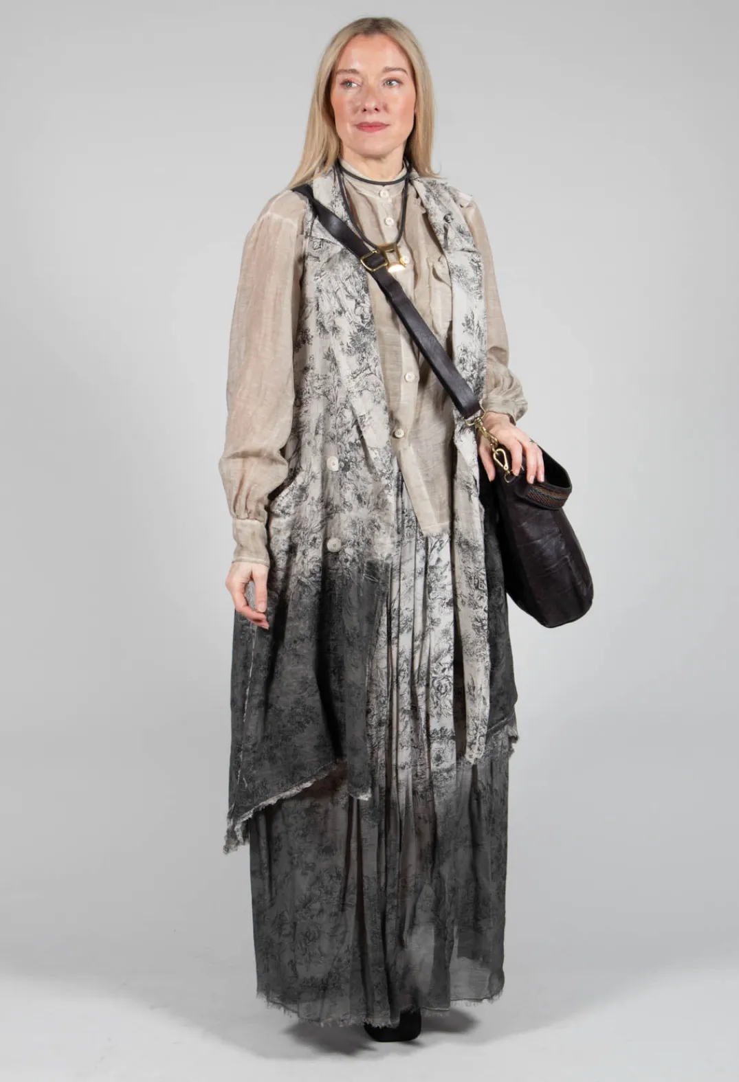 Sanctamuerte Coats^Long Sleeveless Coat in Linto Tinto Freddo Degrade Desert
