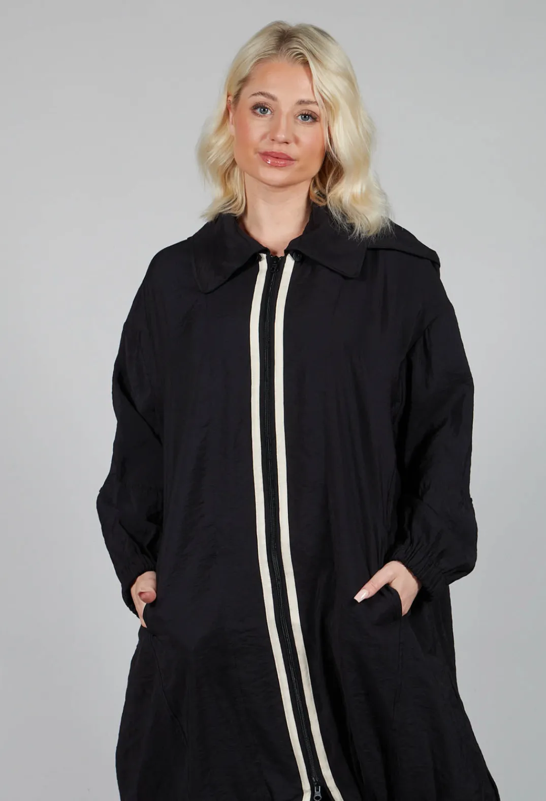 Tadashi Coats^Long Stripe Coat in Black