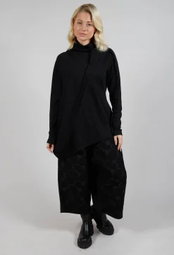 Moyuru Jumpers^Longline Structred Top in Black