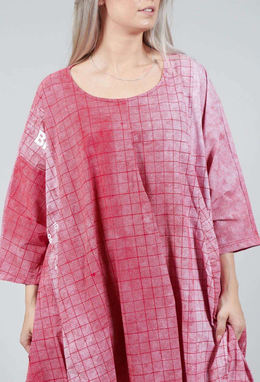 Rundholz Black Label Dresses^Loose Fit Tulip Hem Dress in Placed Chili Print