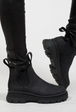 BRGN Boots^Low Chelsea Boots in New Black