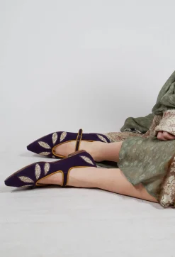 Meher Kakalia Flats^Lulu Point Shoes in Suede Purple Volga