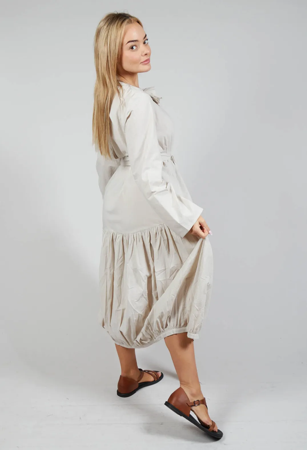 Les Filles d'Ailleurs Dresses^Midi Smock Dress in Beige