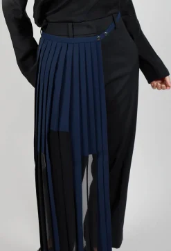 Malloni Trousers^Monteurano Trousers in Nero