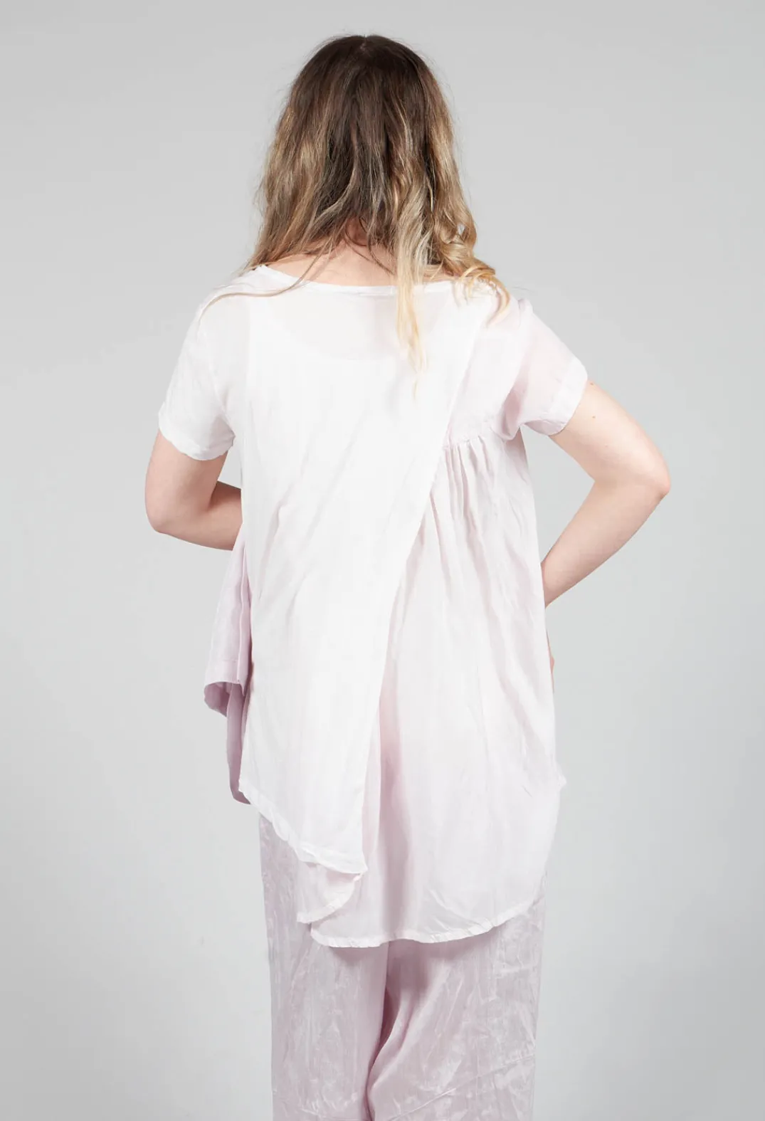Rundholz Mainline Tops^Mullet Back T-Shirt in Rose 10% Cloud