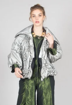Bize Coats^Netted Puffer Coat in Beige