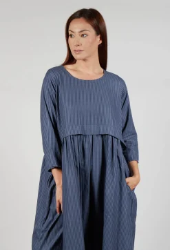 Privatsachen Dresses^Obendreist Dress in Staub