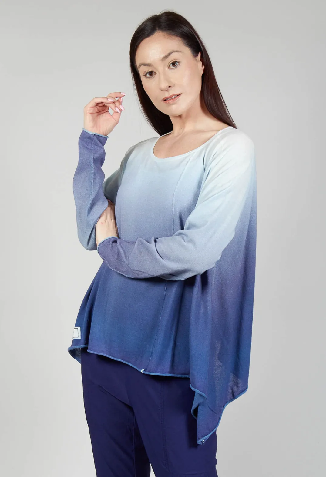 Rundholz Black Label Jumpers^Ombre Knitted Top with Asymmetric Hem in Azur Print
