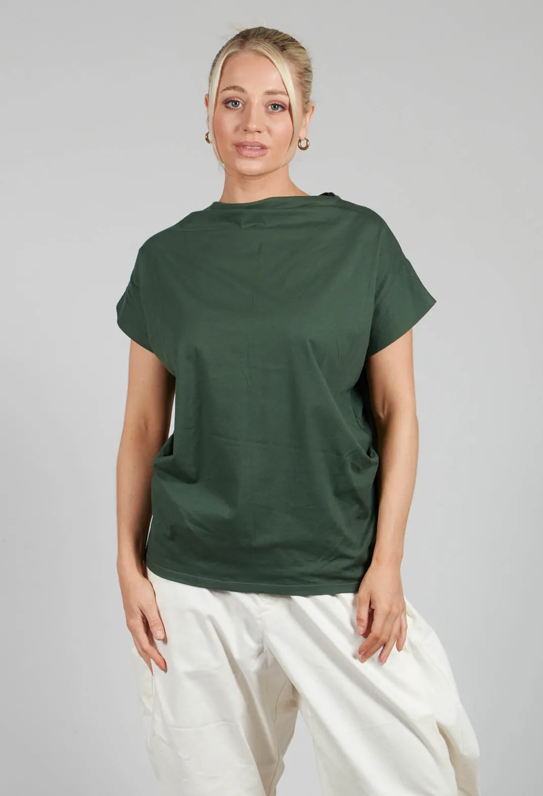 Moyuru Jumpers^Ombre T-Shirt in Green