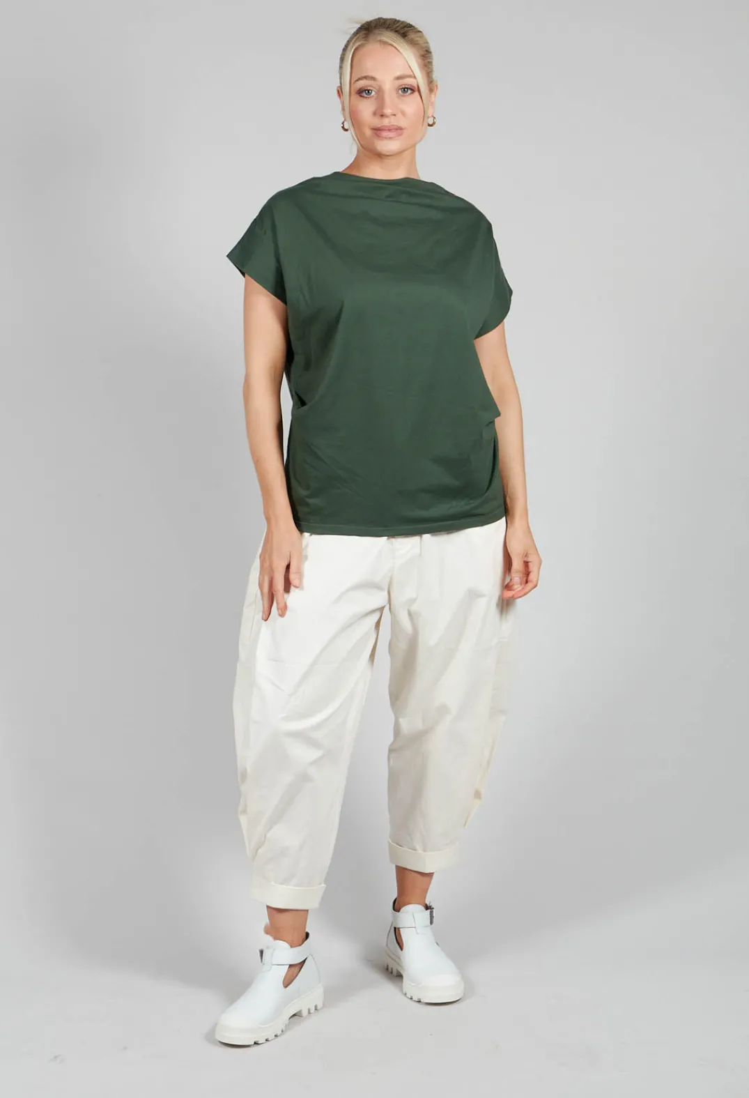 Moyuru Jumpers^Ombre T-Shirt in Green
