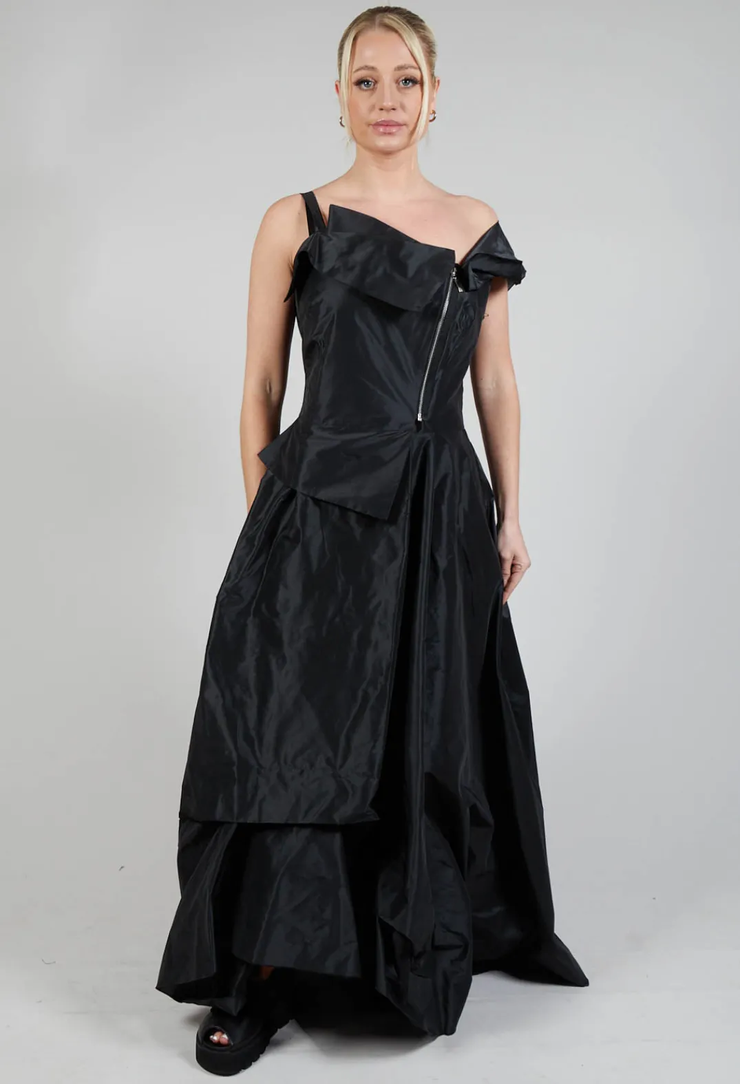 Xenia Design Dresses^ONGO Dress in Black
