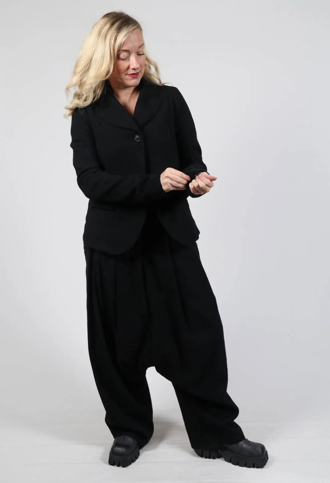 Rundholz Mainline Jackets^Open Arm Jacket in Black