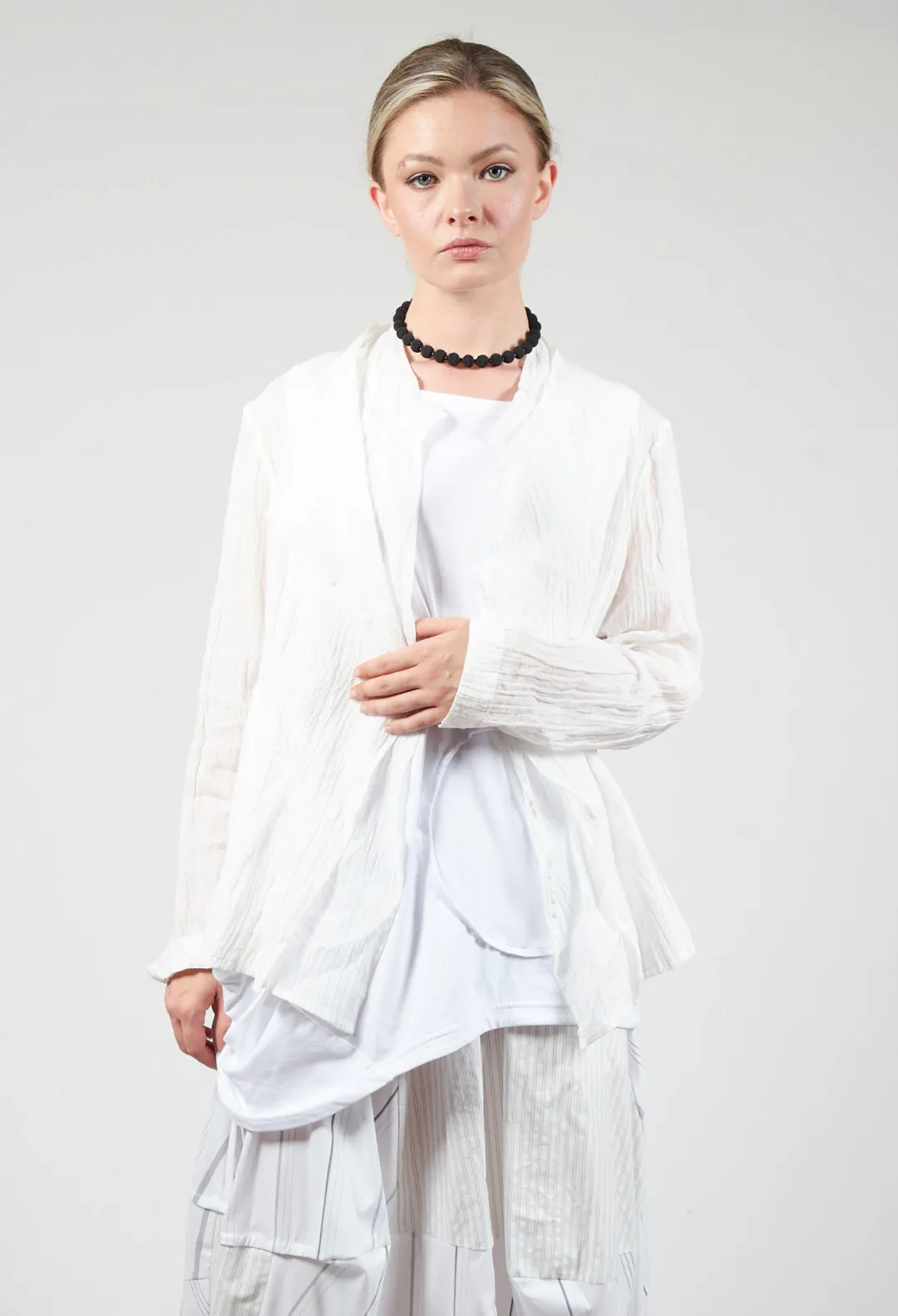 Moyuru Jackets^Open Front Jacket in White