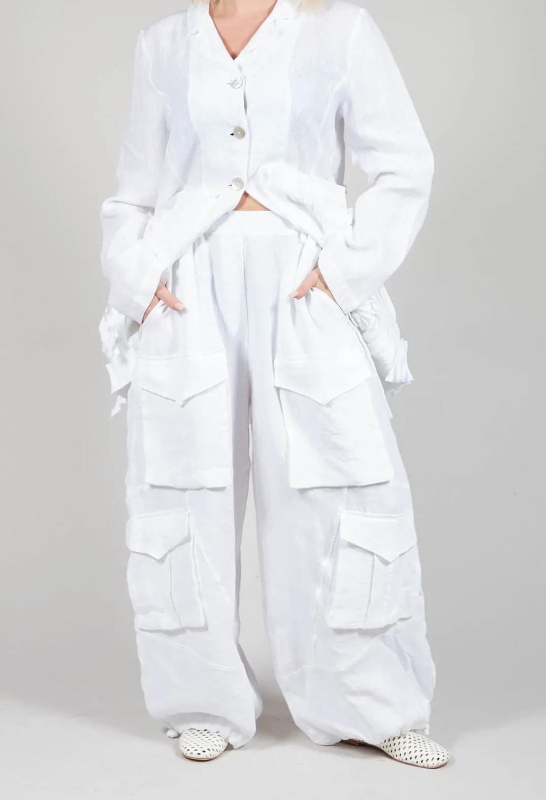 Tadashi Trousers^Oversized Pocket Trousers in White