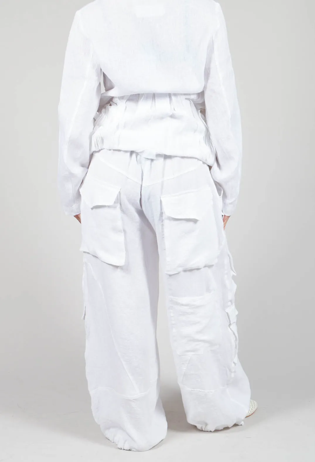 Tadashi Trousers^Oversized Pocket Trousers in White