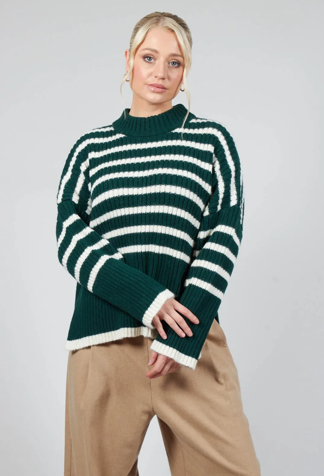 Collectors Club Jumpers^Oversized Pull with Green and Ecru Stripes