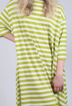 Apuntob Dresses^Oversized T-Shirt Dress in Pistachio